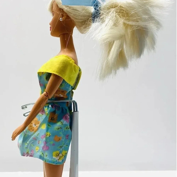 MATTEL BARBIE Doll Blond Hair Articulated Elbow Knees Earrings Dress 12" Tall - Picture 5 of 12